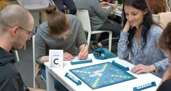 Biblioteka Suska zaprasza na IX Otwarte Mistrzostwa Scrabble. Trwają zapisy